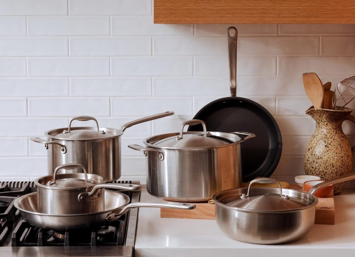 SMDE Made In Cookware - Juego de ollas y sartenes de acero inoxidable de 10 piezas, revestimiento de 5 capas.1